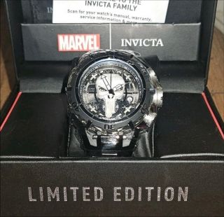 INVICTA MARVEL PUNISHER Limitovaná edice s komixovou legendou. Masivní 54 mm ocelové tělo, švýcarský strojek Z60,...